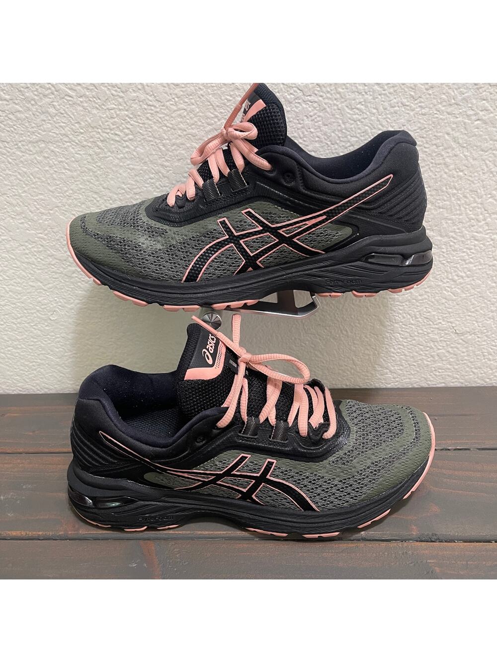 Size 8.5 Asics GT 2000 T8A7N Trail Running Sneakers Shoes Green Black  Women's